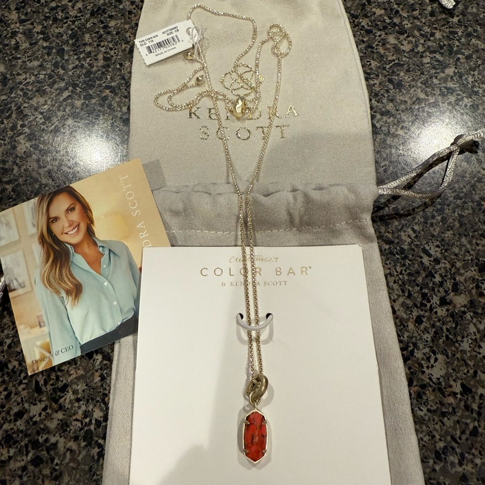 Kendra Scott Gold Necklace with Orange Veined Pendant - Picture 4 of 6